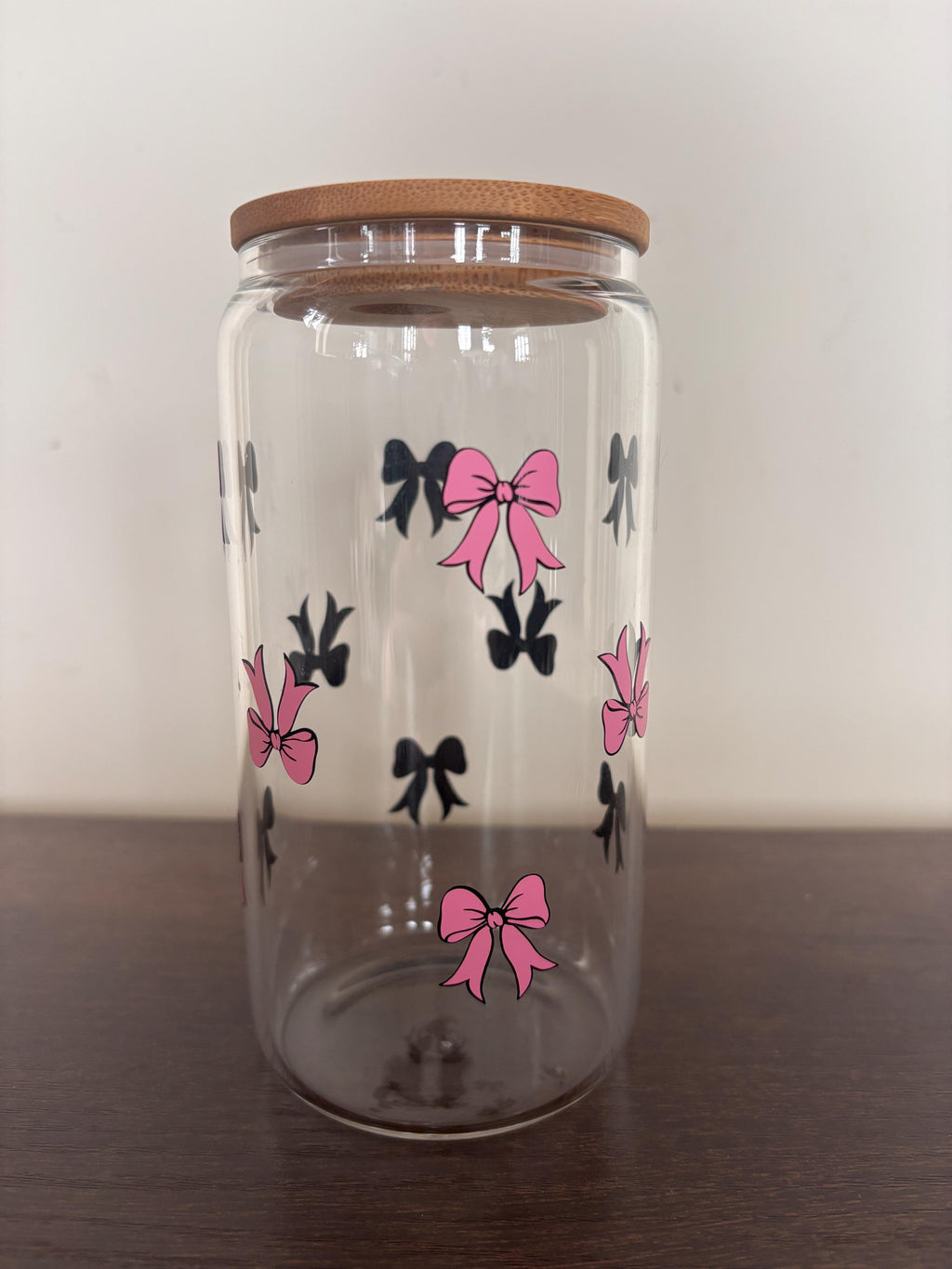 Bow glass/plastic tumbler