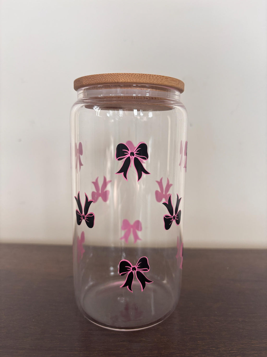 Bow glass/plastic tumbler