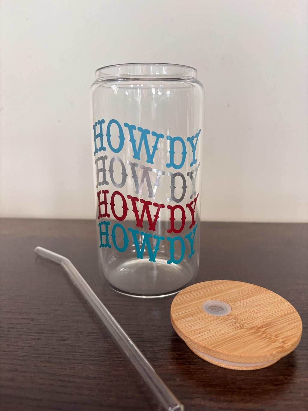 Howdy 16oz glass/plastic cups with bamboo lid and glass straw